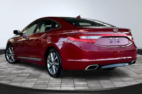 More photos of 2015 Hyundai Azera at M&J Auto Sales and Service, FL