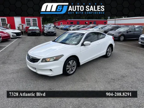 White 2011 Honda Accord for sale in Jacksonville, FL
