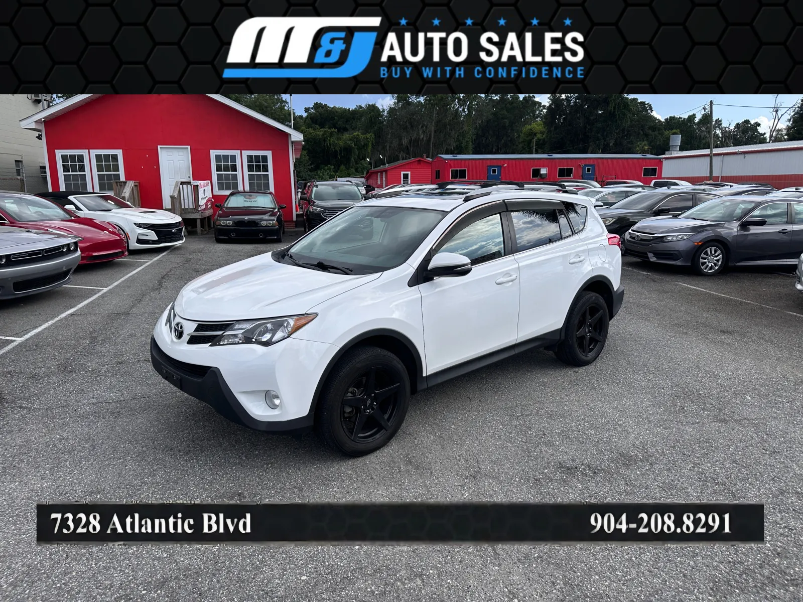 White 2015 Toyota RAV4 XLE for sale in Jacksonville, FL