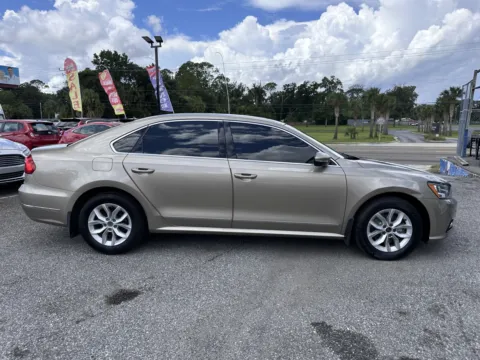 More photos of 2016 Volkswagen Passat at M&J Auto Sales and Service, FL