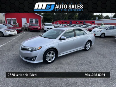 Silver 2014 Toyota Camry for sale in Jacksonville, FL