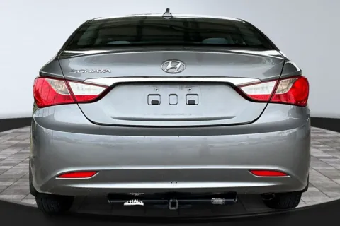 More photos of 2013 Hyundai SONATA GLS at M&J Auto Sales and Service, FL