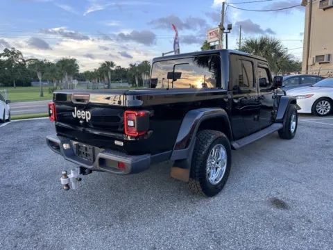 More photos of 2020 Jeep Gladiator at M&J Auto Sales and Service, FL