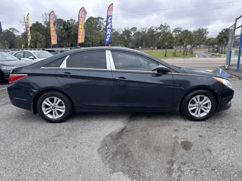 More photos of 2011 Hyundai SONATA GLS at M&J Auto Sales and Service, FL