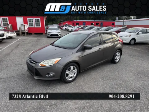 Gray 2012 Ford Focus SE for sale in Jacksonville, FL
