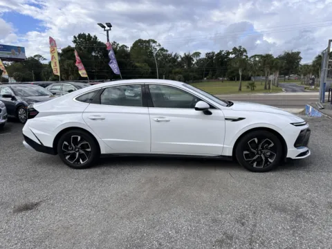 More photos of 2025 Hyundai SONATA SEL at M&J Auto Sales and Service, FL