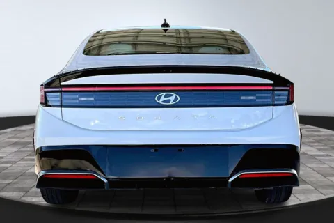 More photos of 2025 Hyundai SONATA SEL at M&J Auto Sales and Service, FL