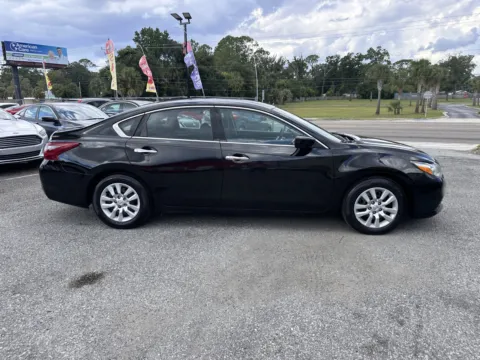 More photos of 2018 Nissan Altima at M&J Auto Sales and Service, FL