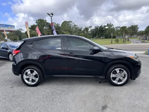 More photos of 2019 Honda HR-V LX at M&J Auto Sales and Service, FL