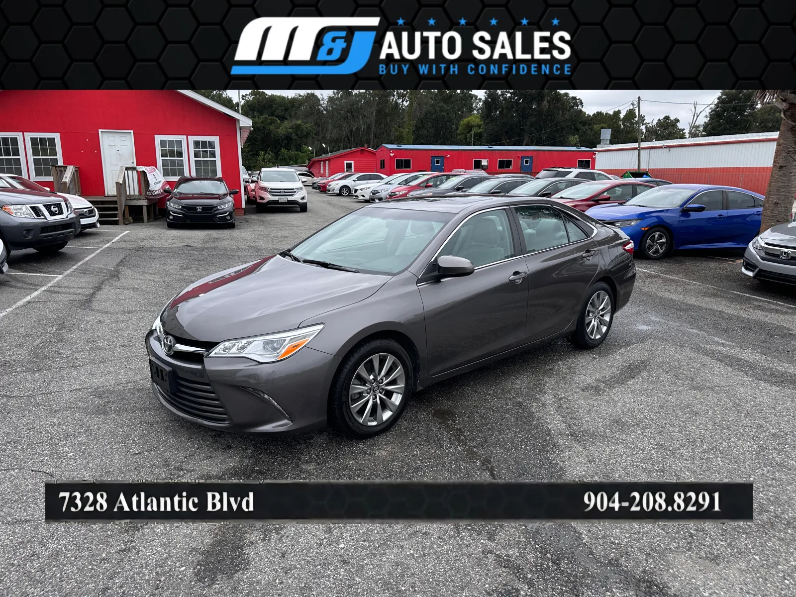 Gray 2015 Toyota Camry for sale in Jacksonville, FL