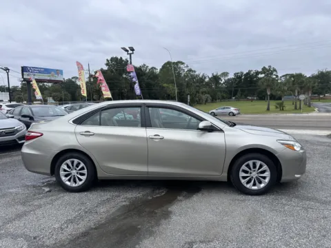More photos of 2017 Toyota Camry at M&J Auto Sales and Service, FL