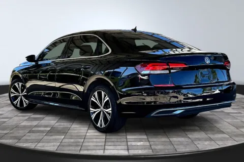 More photos of 2021 Volkswagen Passat SE at M&J Auto Sales and Service, FL