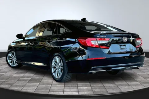 More photos of 2018 Honda Accord LX at M&J Auto Sales and Service, FL