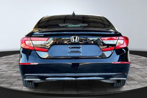 More photos of 2018 Honda Accord LX at M&J Auto Sales and Service, FL