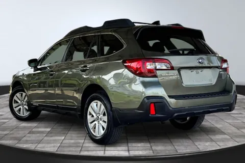 More photos of 2019 Subaru Outback 2.5i Premium at M&J Auto Sales and Service, FL