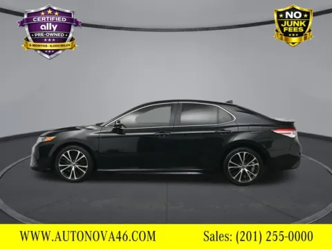 Another view of 2020 Toyota Camry SE for sale in Fort Lee, NJ at AutoNova46