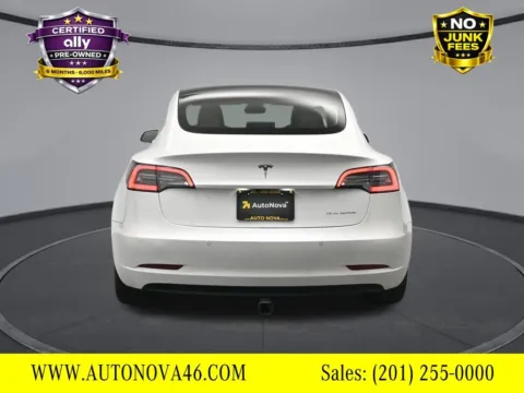 More photos of 2019 Tesla Model 3 Long Range at AutoNova46, NJ