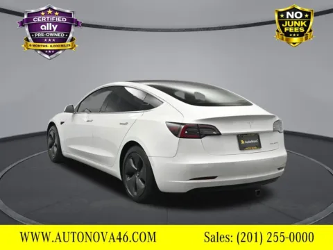 More photos of 2019 Tesla Model 3 Long Range at AutoNova46, NJ