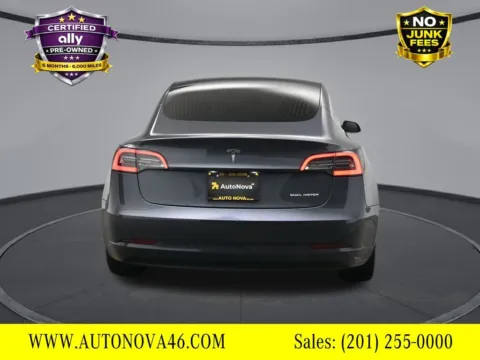 More photos of 2020 Tesla Model 3 Long Range at AutoNova46, NJ