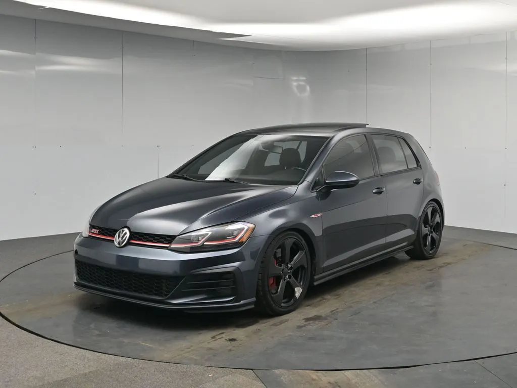 2020 Volkswagen Golf GTI SE