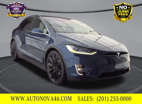 More photos of 2016 Tesla Model X P90D at AutoNova46, NJ