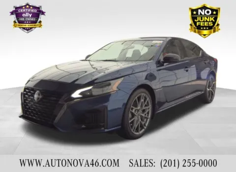 Blue 2023 Nissan Altima 2.5 SR for sale in Fort Lee, NJ