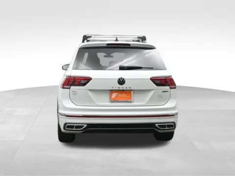 More photos of 2022 Volkswagen Tiguan 2.0T SEL R-Line at AutoNova46, NJ