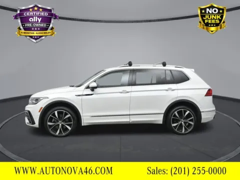 Another view of 2022 Volkswagen Tiguan 2.0T SEL R-Line for sale in Fort Lee, NJ at AutoNova46