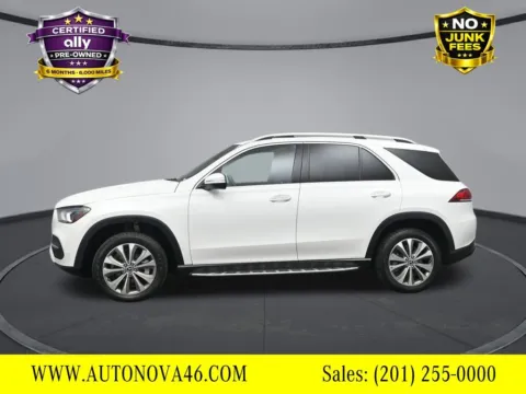 Another view of 2020 Mercedes-Benz GLE 350 for sale in Fort Lee, NJ at AutoNova46