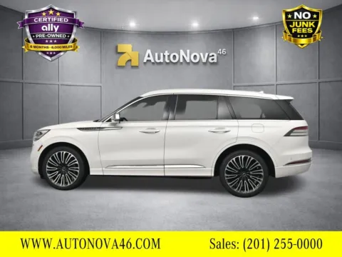 Another view of 2020 Lincoln Aviator Black Label for sale in Fort Lee, NJ at AutoNova46