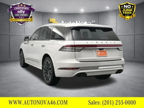 More photos of 2020 Lincoln Aviator Black Label at AutoNova46, NJ