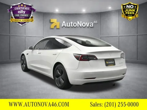 More photos of 2019 Tesla Model 3 Long Range at AutoNova46, NJ