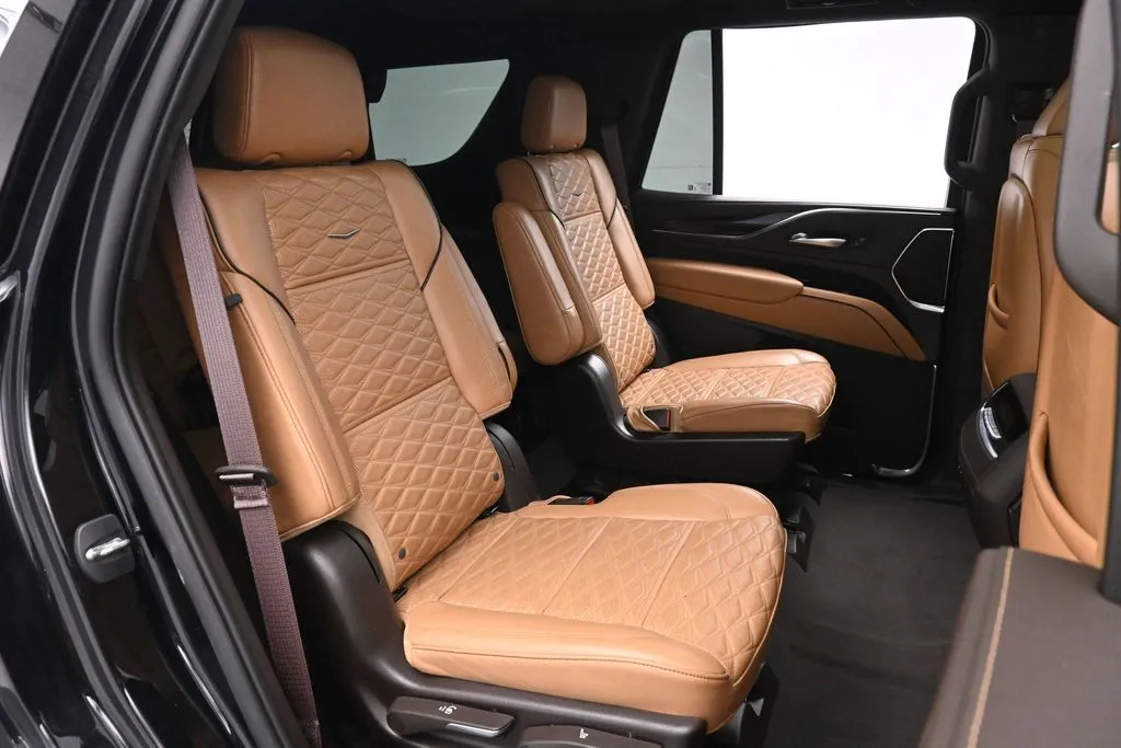 2022 Cadillac Escalade Premium Luxury - Photo 23