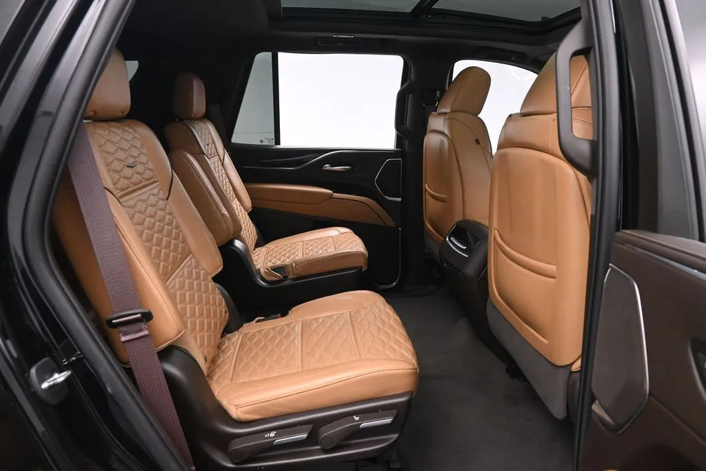 2022 Cadillac Escalade Premium Luxury - Photo 22