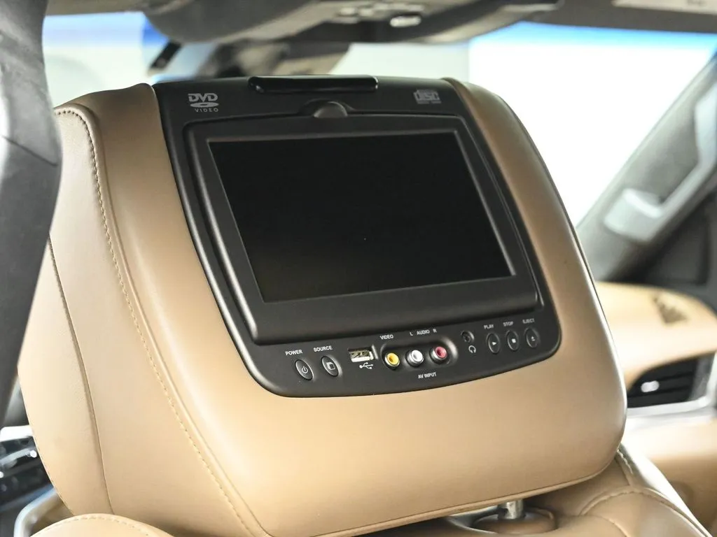 2018 Cadillac Escalade Platinum photo 5