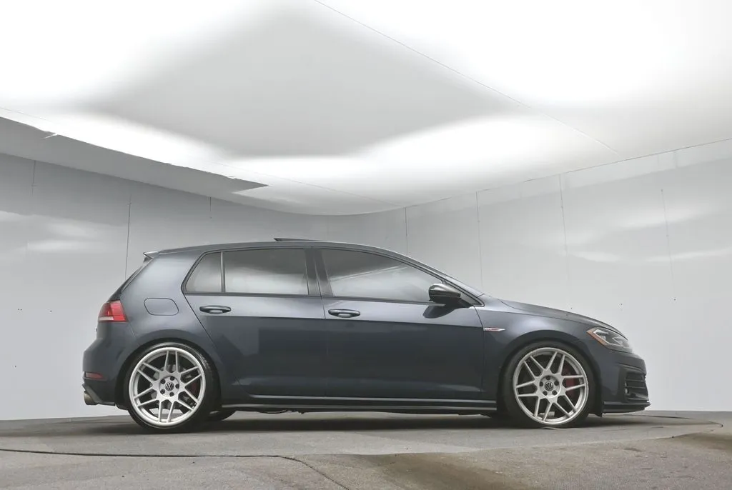 2020 Volkswagen Golf GTI SE Autobahn photo 14
