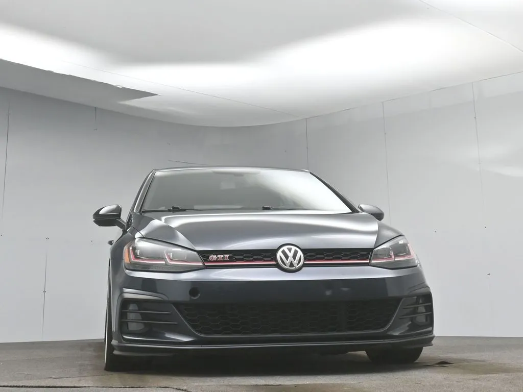 2020 Volkswagen Golf GTI SE Autobahn photo 49
