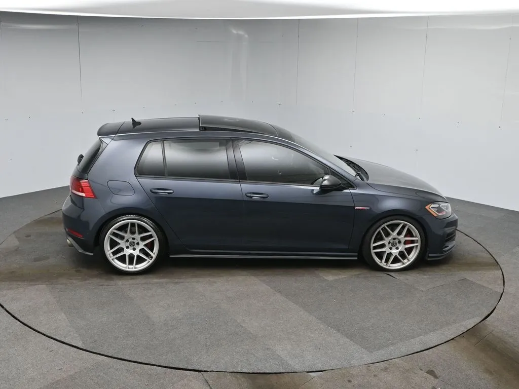 2020 Volkswagen Golf GTI SE Autobahn photo 51