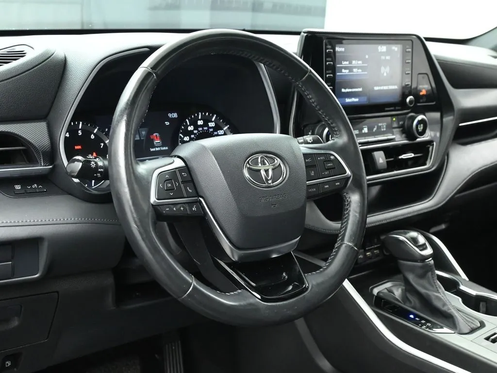 2021 Toyota Highlander XSE photo 26