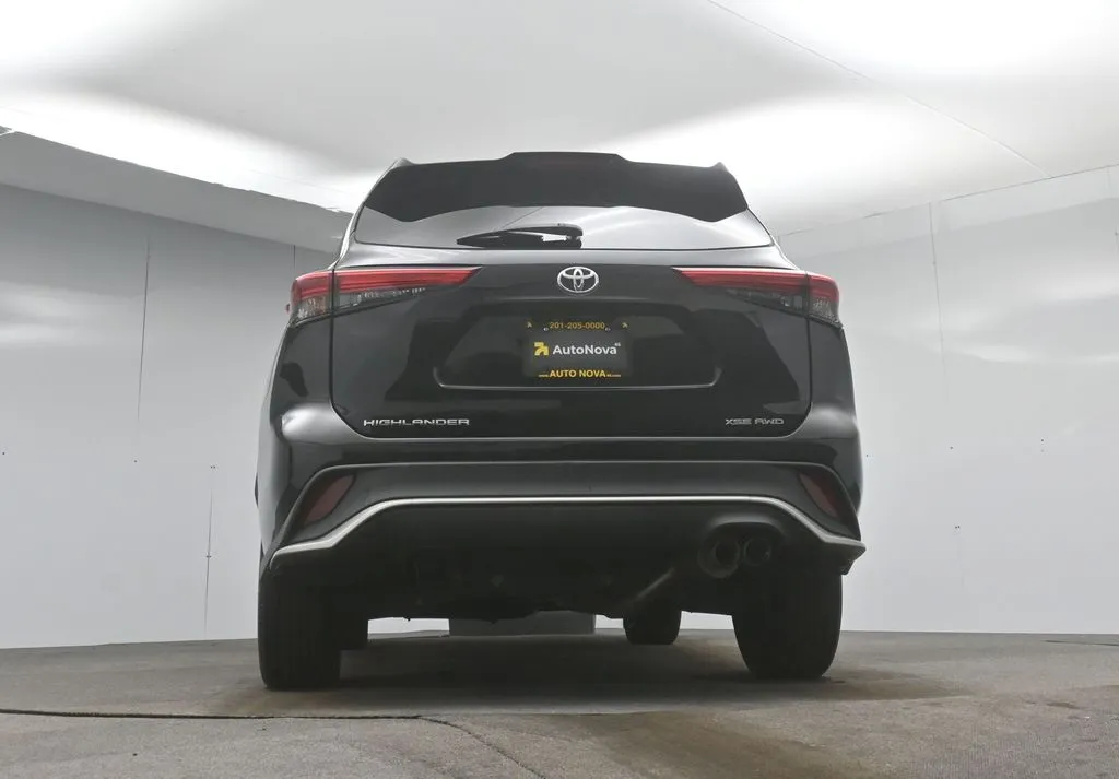 2021 Toyota Highlander XSE photo 47