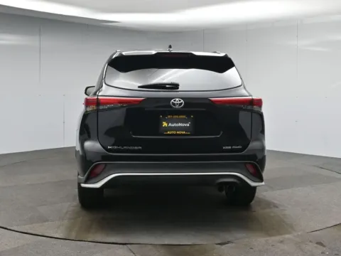 More photos of 2021 Toyota Highlander XSE at AutoNova46, NJ