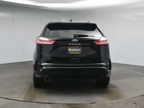 More photos of 2021 Ford Edge ST Line at AutoNova46, NJ