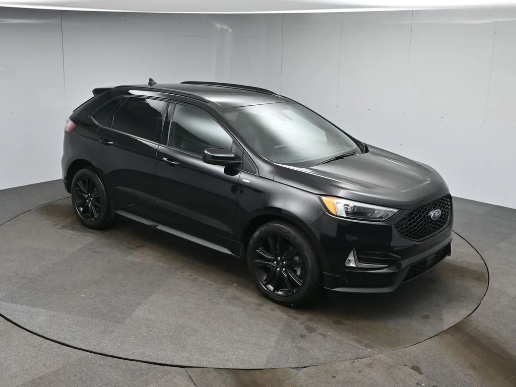 2021 Ford Edge ST photo 52