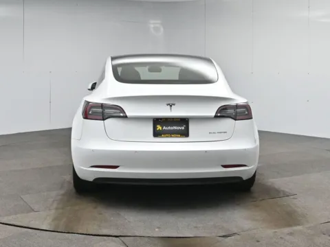 More photos of 2018 Tesla Model 3 Long Range at AutoNova46, NJ