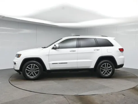 Photos of 2021 Jeep Grand Cherokee Limited for sale in Fort Lee, NJ at AutoNova46