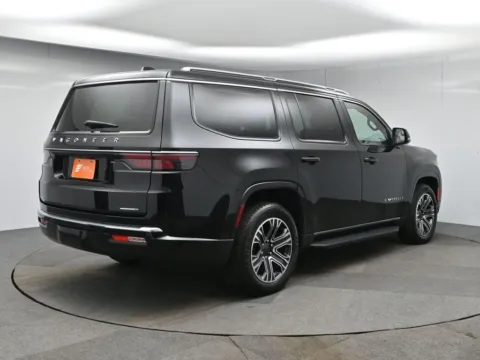 More photos of 2023 Jeep Wagoneer Series II at AutoNova46, NJ