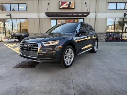 Photos of 2019 AUDI Q5 PREMIUM PLUS for sale in Powell, OH at Auto Assets