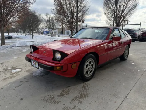 More photos of 1987 PORSCHE 924 S at Auto Assets, OH