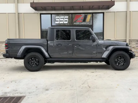 Photos of 2021 JEEP GLADIATOR SPORT for sale in Powell, OH at Auto Assets