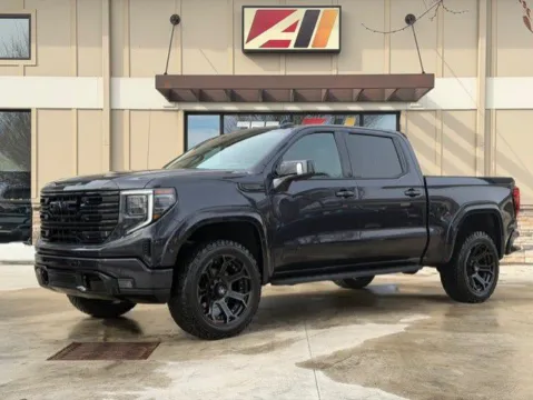 Black 2022 GMC SIERRA 1500 AT4 for sale in Powell, OH